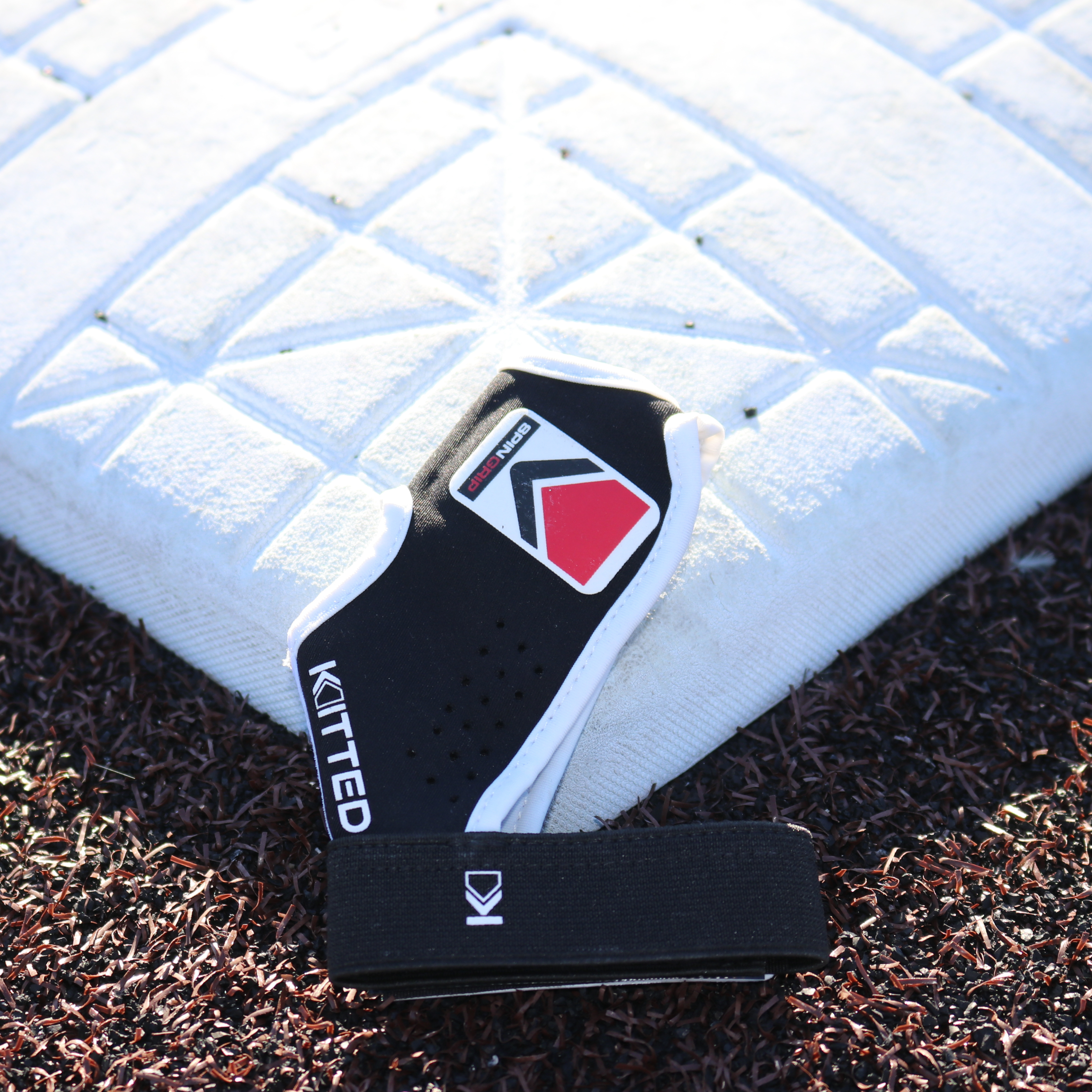 SpinGrip Baseball Glove